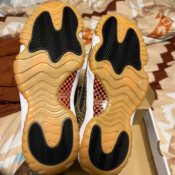 Jordan 11s - Picture 2 of 3